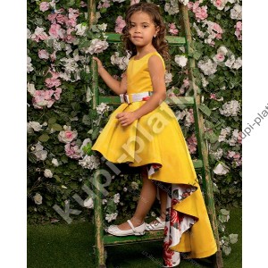 Платье для девочки желтое атласное шлейф