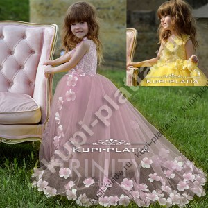 Детское Платье красивое Цветочный шлейф пудра